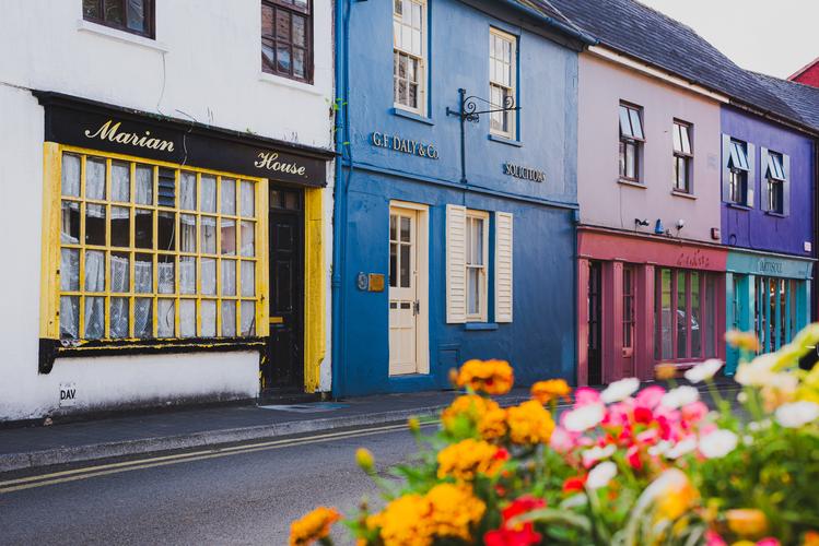 Улица в Кинсейл