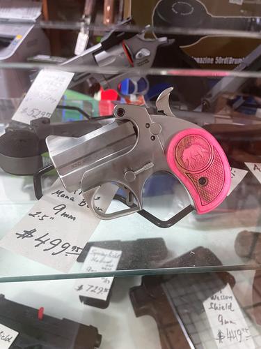 Револьвер с розовой рукояткой