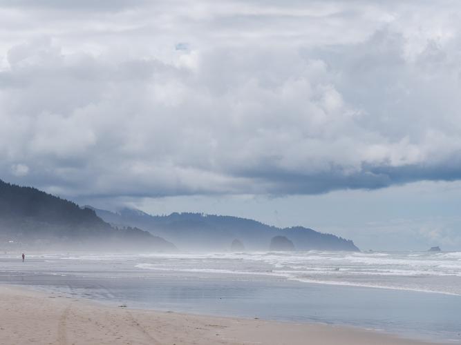 Вид на пляж Кэннон