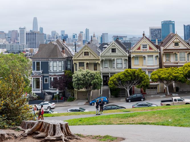 Ряд домов в Сан-Франциско